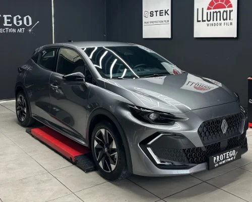 Yeni Renault Clio Komple STEK Dynolite PPF Kaplama ve LLumar Cam Filmi Uygulaması