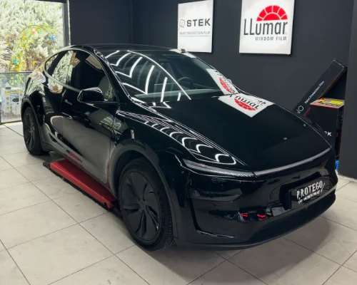 Tesla Ön Tampon Koruma Gerekli mi? Tesla Araçlarda PPF Kaplama Neden Tercih Ediliyor?