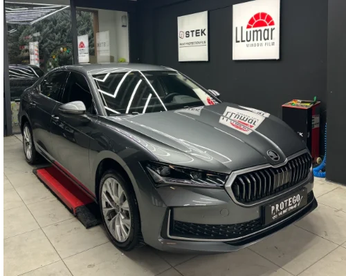 Skoda Superb Cam Filmi Ankara | LLumar Yetkili Uygulama Merkezi