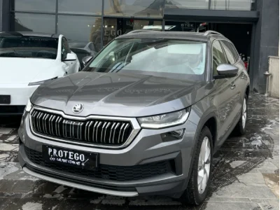 Skoda Kodiaq Cam Filmi Ankara | LLumar Yetkili Uygulama Merkezi
